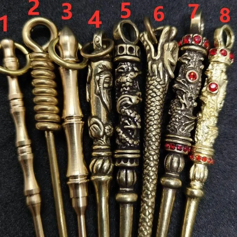 Wilderness Haven Outdoor & Garten|Outdoor-Artikel-Vintage Messing Schlüsselanhänger - Retro Mini Werkzeug Accessoire