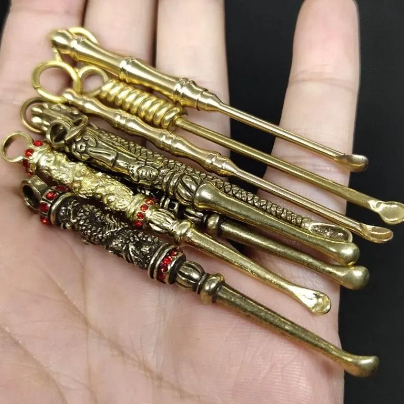 Wilderness Haven Outdoor & Garten|Outdoor-Artikel-Vintage Messing Schlüsselanhänger - Retro Mini Werkzeug Accessoire