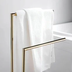 Serene Splash Badezimmer-Vivian Towel Rack - Stylish Bathroom Organizer