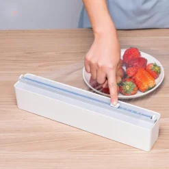 The Culinary Kit Küche & Esszimmer-Wandmontierter Frischhaltefolienspender - Verstellbarer Küchen-Organizer