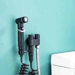 The Blissful Bath Badezimmer-Wandmontiertes Badezimmer-Wasserhahn-Sprühset – Frische Bewässerungslösung