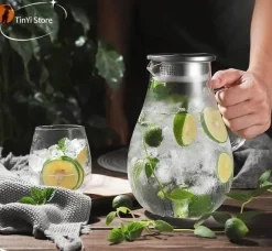 Plates u0026 More Küche & Esszimmer-Wasserkrug aus Glas – 2500 ml Getränkekaraffe mit Deckel