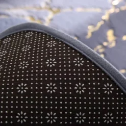 Tranquil Waters Badezimmer-Weiche, saugfähige, rutschfeste Badezimmermatte – flauschiges, modernes Design