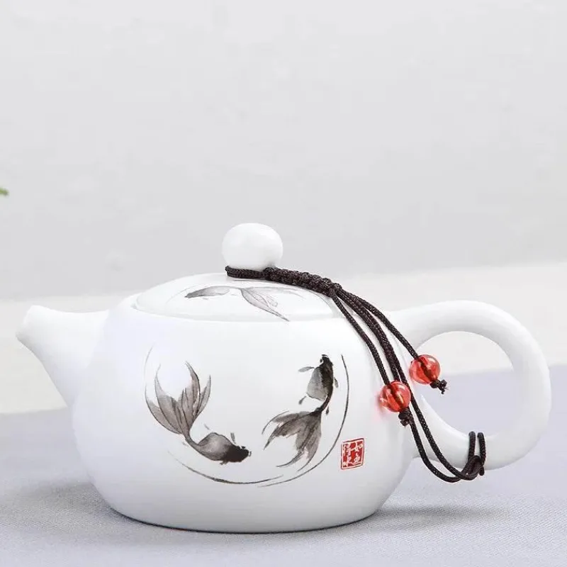 Plates u0026 More Küche & Esszimmer-Weißes, mattes Teekannen-Set aus Keramik – Teegeschirr-Wasserkocher für Tee und Kaffee