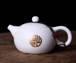 Plates u0026 More Küche & Esszimmer-Weißes, mattes Teekannen-Set aus Keramik – Teegeschirr-Wasserkocher für Tee und Kaffee