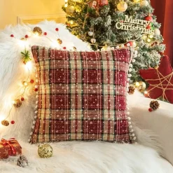 Pillow Haven Bettzeug-Weihnachtlich karierte Kissenhülle - Grünes und rotes Kissen für die Heimdekoration