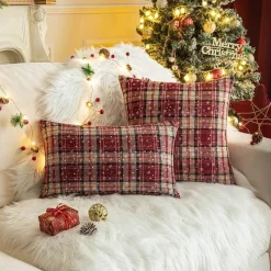 Pillow Haven Bettzeug-Weihnachtlich karierte Kissenhülle - Grünes und rotes Kissen für die Heimdekoration