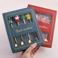 The Culinary Kit Küche & Esszimmer-Weihnachtsgeschirr-Set – 4-teiliges Geschirrset mit „Beste Wünsche“-Design