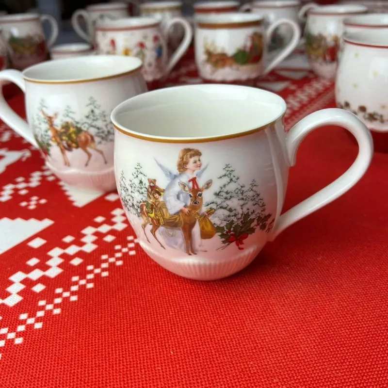 Elegance at the Table Küche & Esszimmer-Weihnachtsgeschirr-Set - Teller, Tassen, Schüsseln