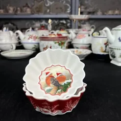 Elegance at the Table Küche & Esszimmer-Weihnachtsgeschirr-Set - Teller, Tassen, Schüsseln