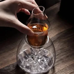 Plates u0026 More Küche & Esszimmer-Wein- und Whiskykaraffe - Eleganter Spender aus transparentem Glas