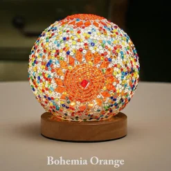 Bright Accents Beleuchtung-Wiederaufladbare Tischlampe aus böhmischem Glas – stilvoller Akzent für die Inneneinrichtung