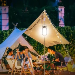 Wild u0026 Free Gear Camping-Werkzeuge|Outdoor-Gadgets-Wiederaufladbare tragbare Stativlaterne mit dimmbarem Licht für den Einsatz im Campingbereich