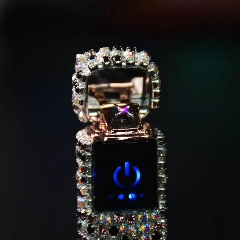 The Outdoor Vault Outdoor-Artikel|Heimwerkzeuge-Wiederaufladbares Feuerzeug mit Strasssteinen – funkelndes tragbares Feuerzeug