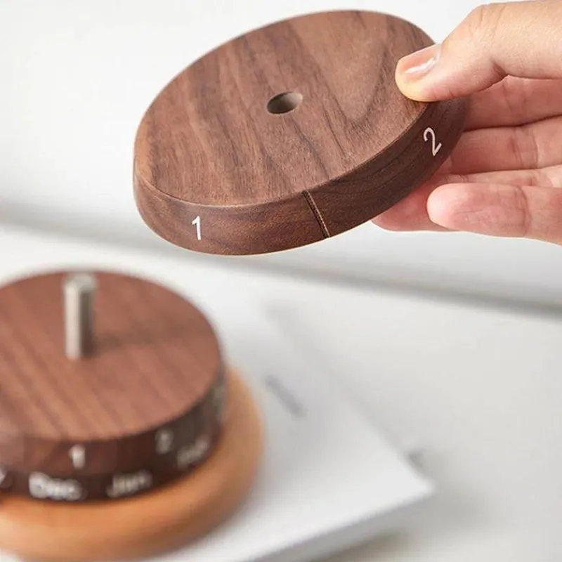 Willow u0026 Whim Wohndeko-Wooden Planet Kalender - Einzigartiger Schreibtisch-Organizer-Planer