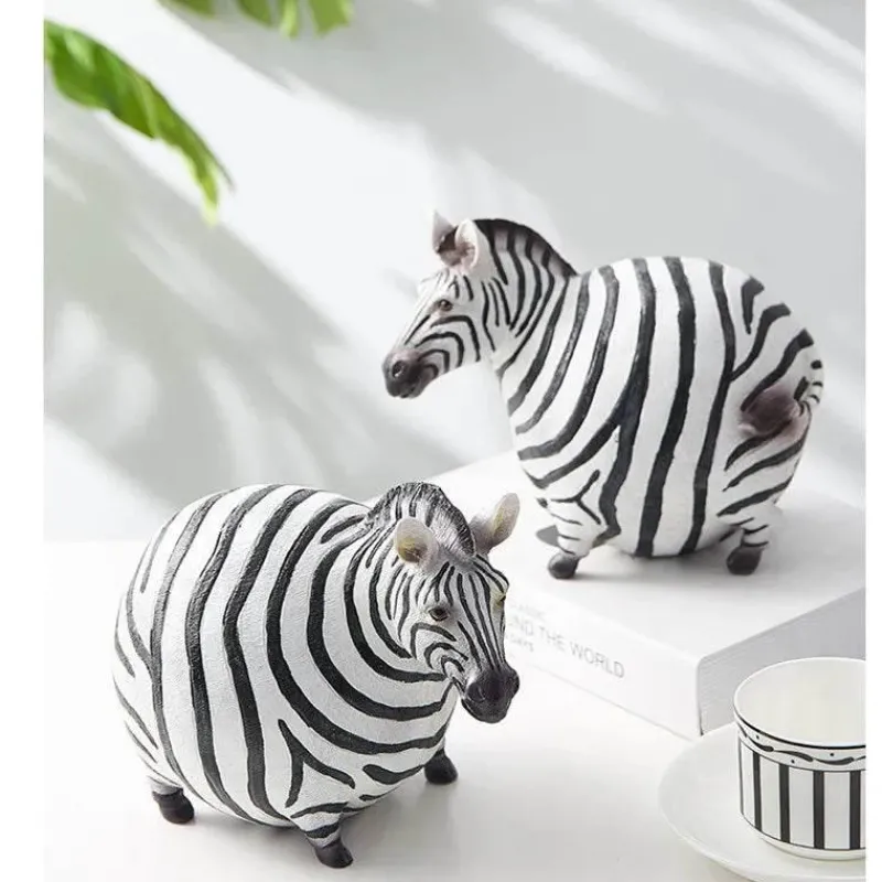 Plates u0026 More Küche & Esszimmer-Zebra-Skulptur – Modernes Harzdekor für das Home Office