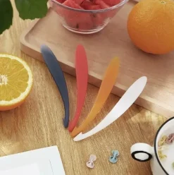 Tom Küche & Esszimmer-Zitrus-Zestermesser – Vielseitiges Obstschäl- und Entsafter-Werkzeug für die Zubereitung frischer Zitrusfrüchte