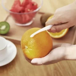 Tom Küche & Esszimmer-Zitrus-Zestermesser – Vielseitiges Obstschäl- und Entsafter-Werkzeug für die Zubereitung frischer Zitrusfrüchte